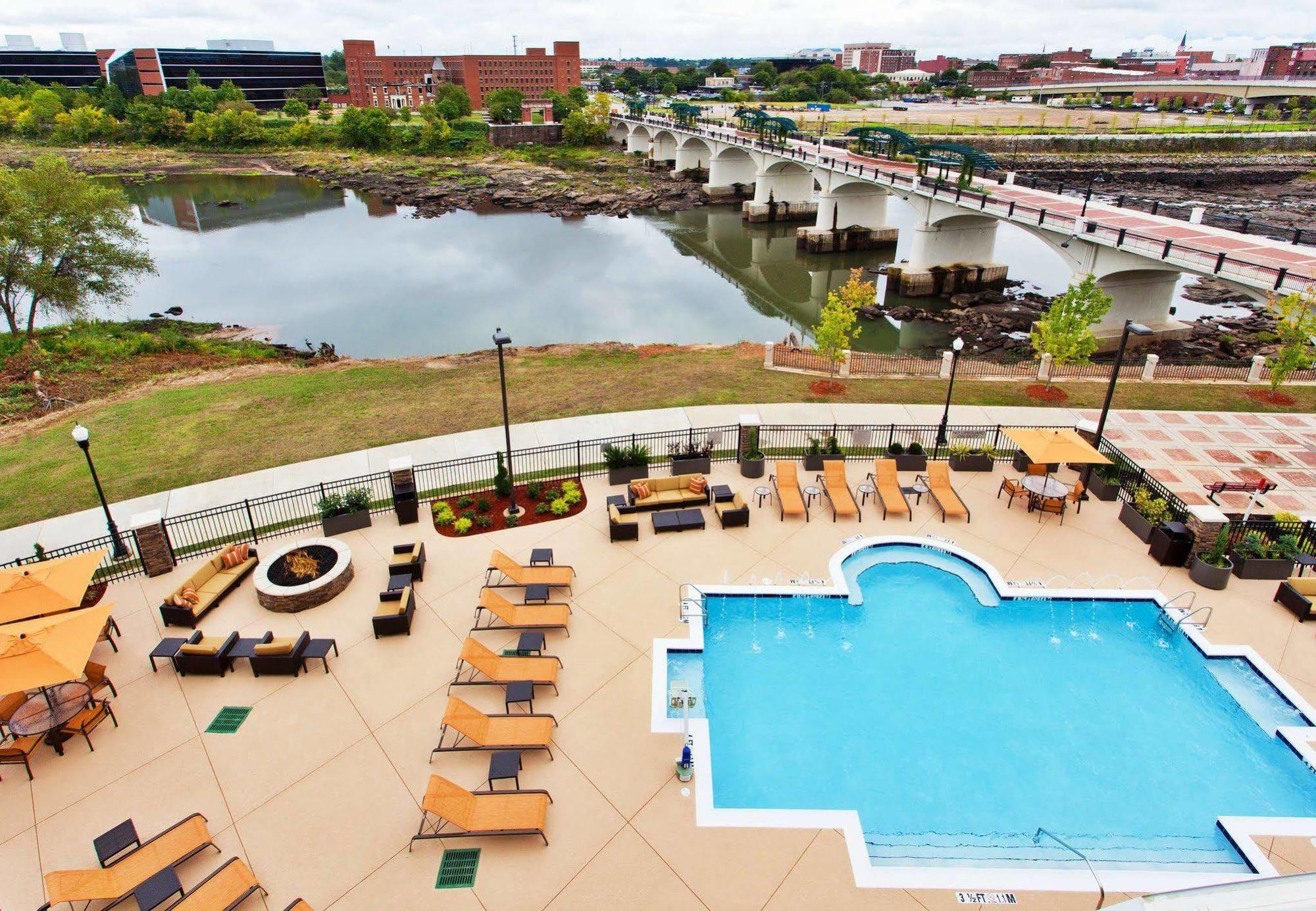 Courtyard By Marriott Columbus Phenix City Extérieur photo